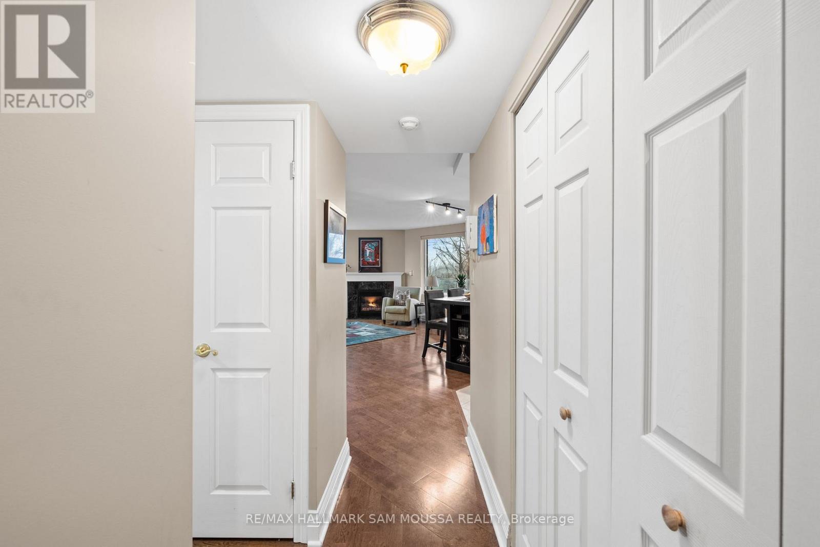 #504 3105 CARLING AVENUE - 11