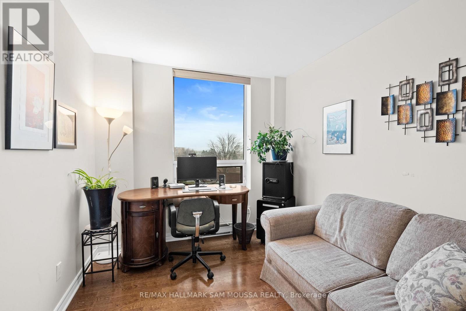 #504 3105 CARLING AVENUE - 31