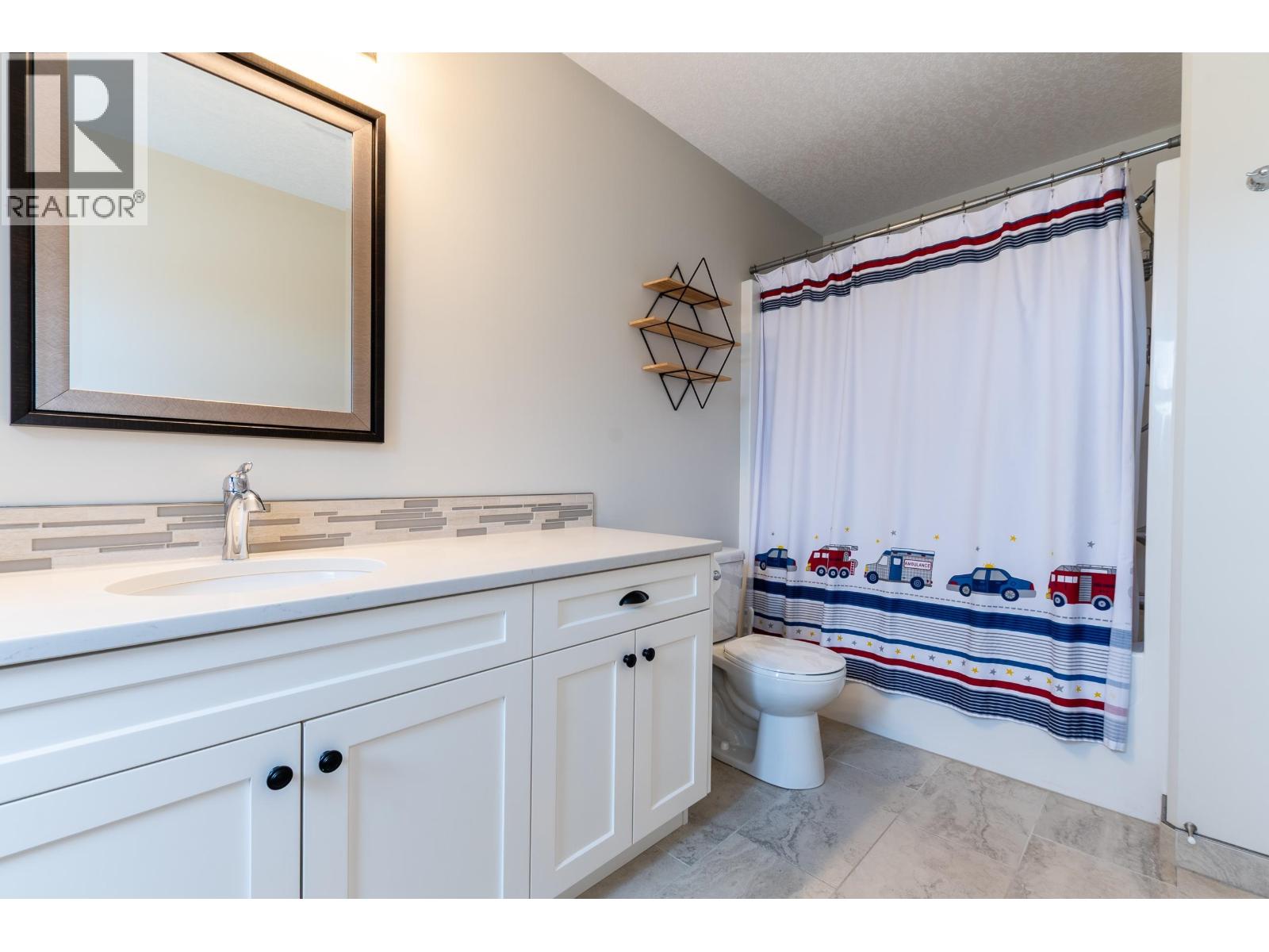 8009 STILLWATER CRESCENT - 17