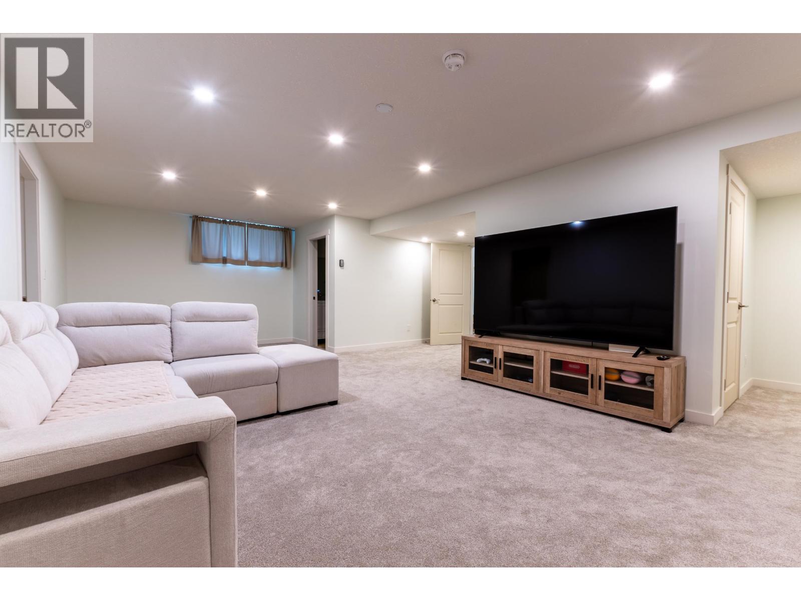 8009 STILLWATER CRESCENT - 20