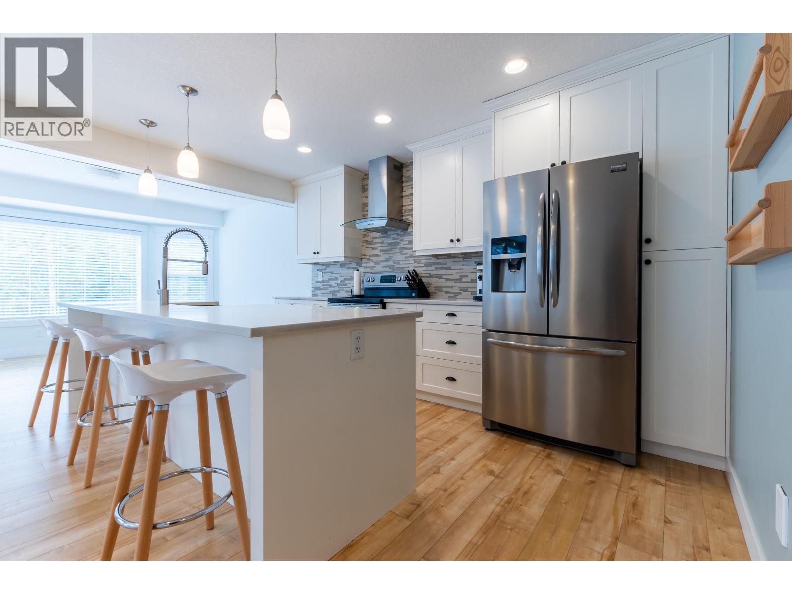 8009 STILLWATER CRESCENT - 5