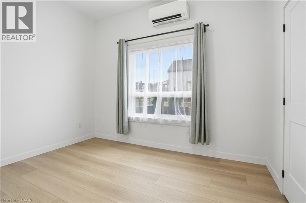 1110 CANNON Street E Unit# C, Hamilton, Ontario, L8L2J6 — Photo 7