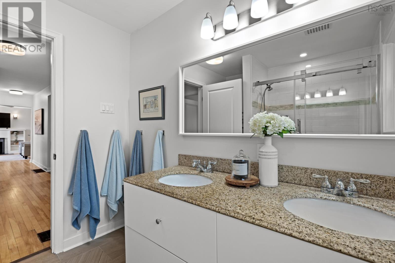 Property 30 of 45 of 13 Clifford Drive