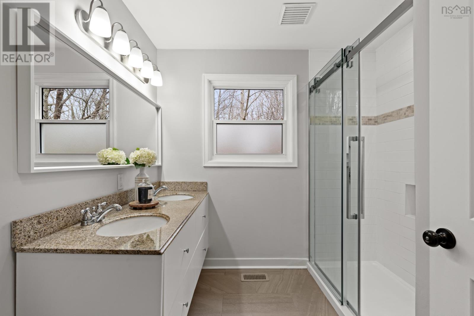 Property 28 of 45 of 13 Clifford Drive