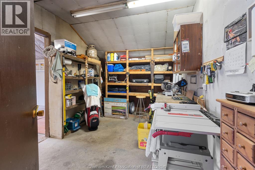 7039 BASE LINE, Wallaceburg, Ontario, N8A1A2 — Photo 24