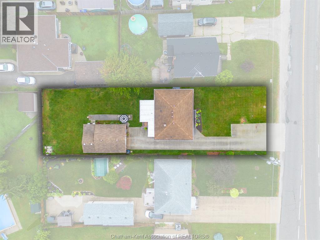 7039 BASE LINE, Wallaceburg, Ontario, N8A1A2 — Photo 27