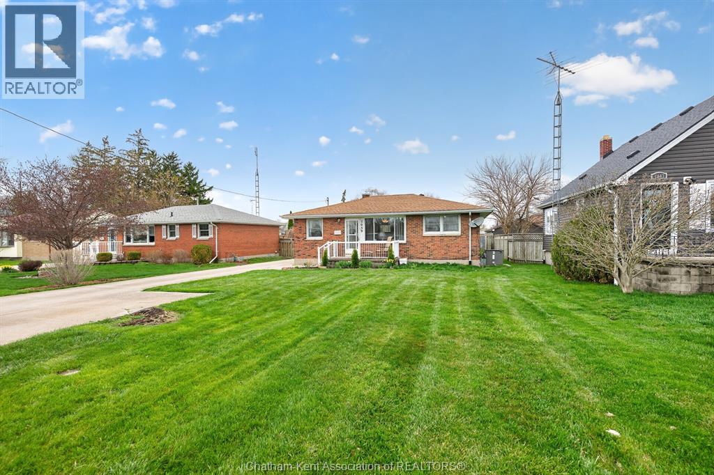 7039 BASE LINE, Wallaceburg, Ontario, N8A1A2 — Photo 30