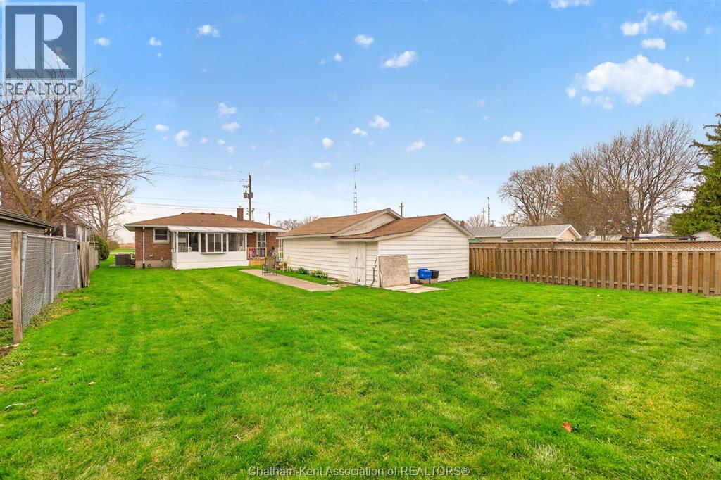 7039 BASE LINE, Wallaceburg, Ontario, N8A1A2 — Photo 33