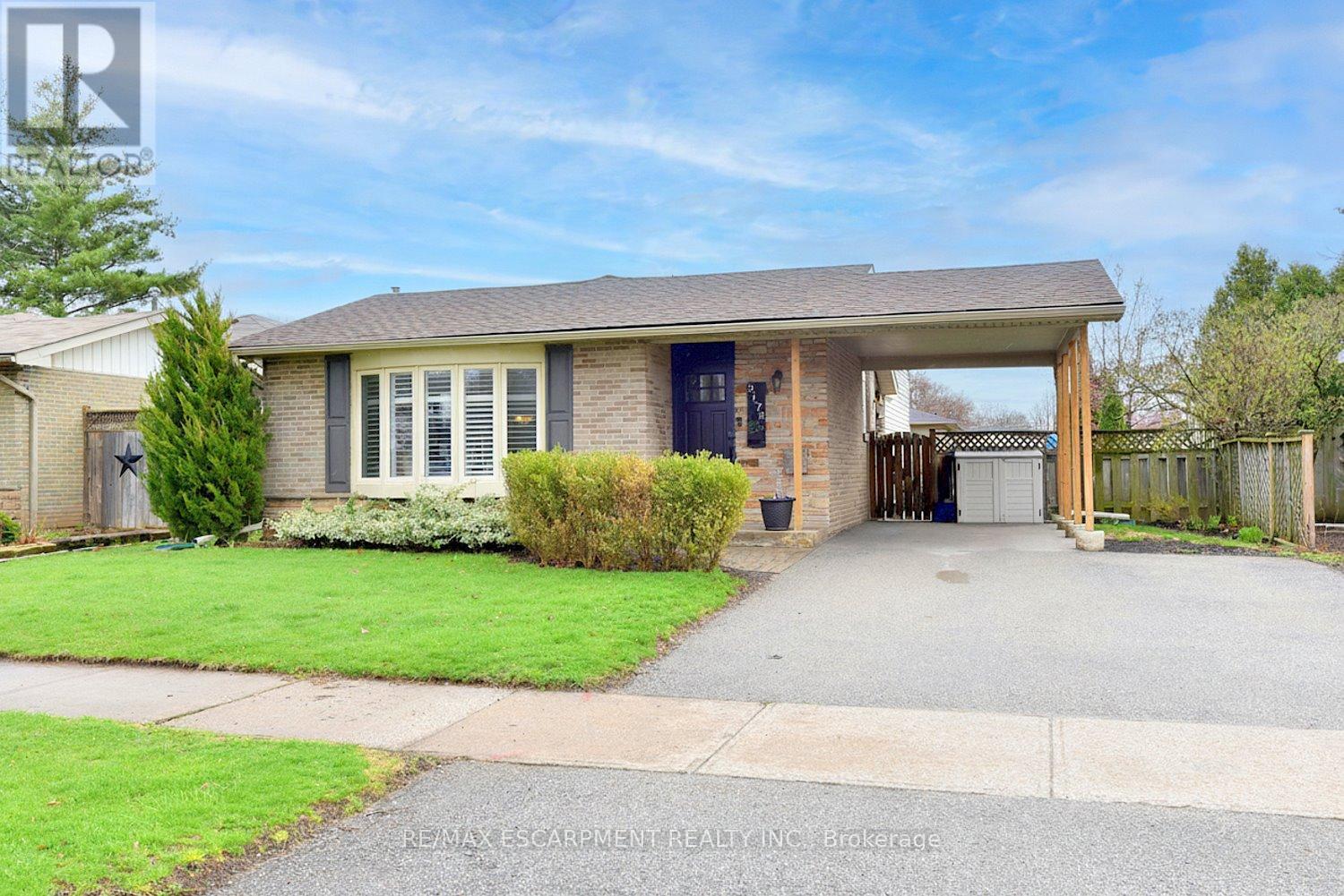 3178 HEATHFIELD DRIVE, Burlington (Palmer), Ontario, L7M1C9 — Photo 2