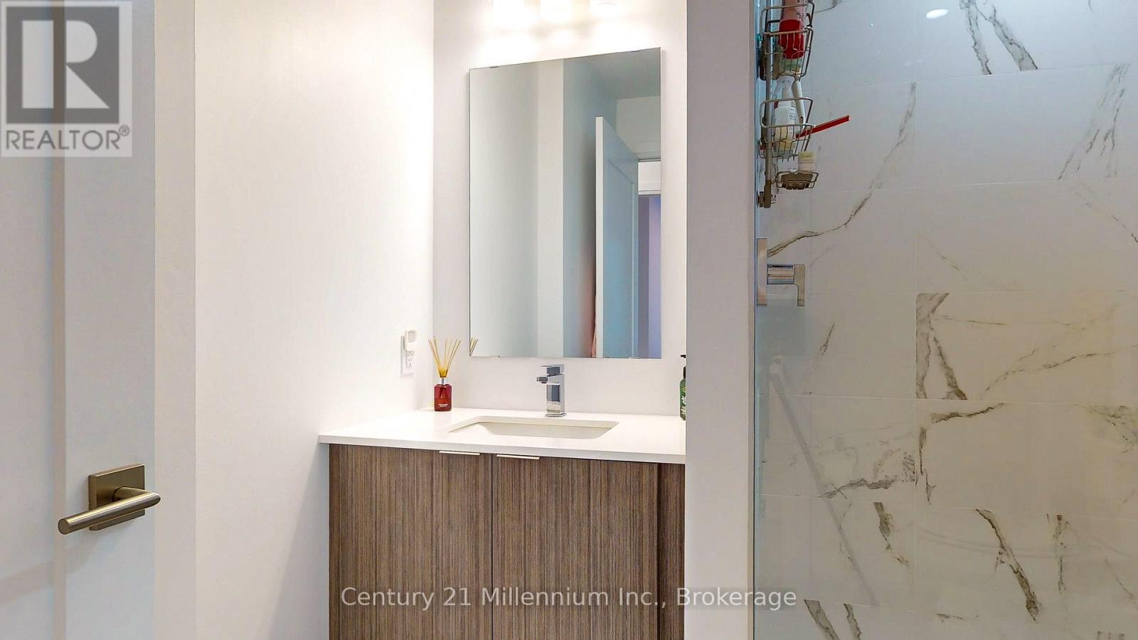 410 - 1 HUME STREET — photo 42
