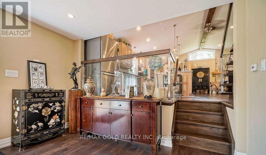 64312 DUFFERIN COUNTY ROAD - 22