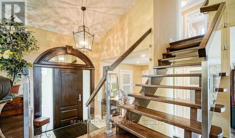 64312 DUFFERIN COUNTY ROAD - 35