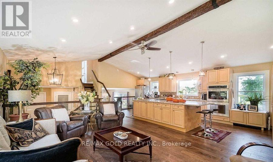 64312 DUFFERIN COUNTY ROAD - 37