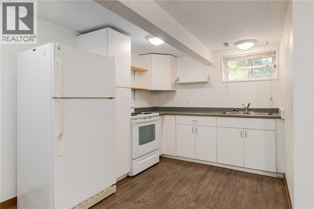 Single Family House Bungalow for Sale in   Avenue NE Winston Heights/Mountview Calgary 