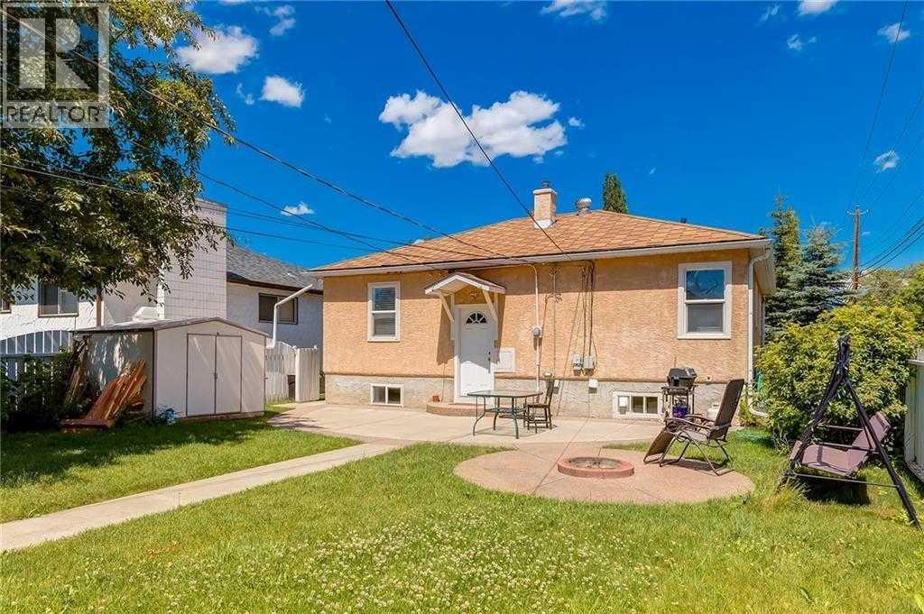 Single Family House Bungalow for Sale in   Avenue NE Winston Heights/Mountview Calgary 