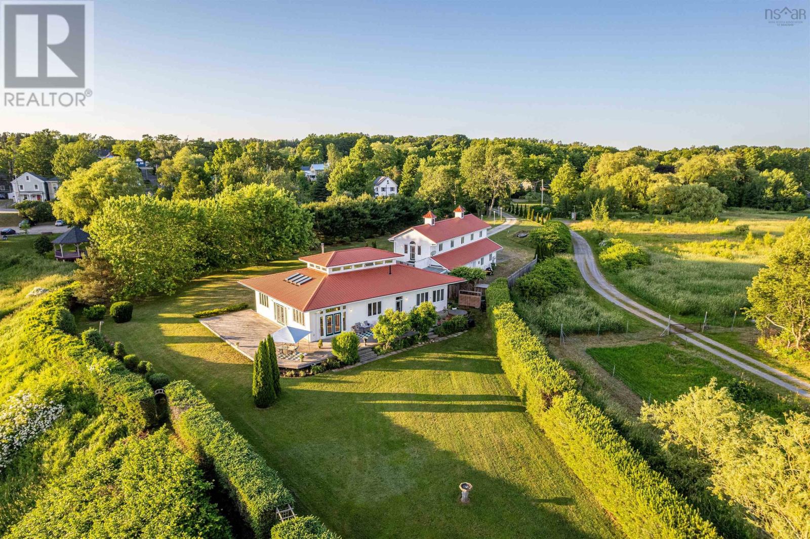 Property 2 of 49 of 9878 Main Street