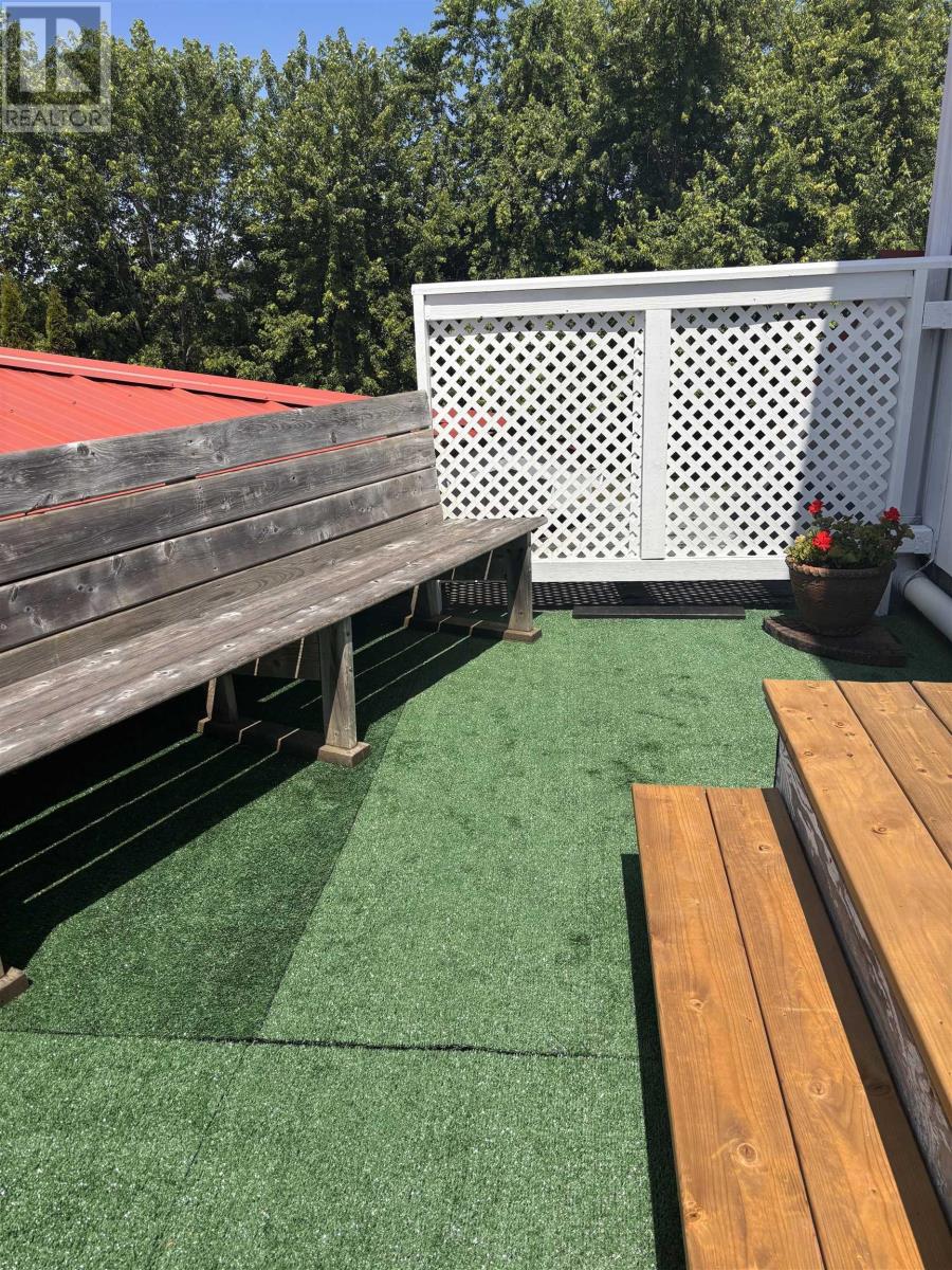 Property 40 of 49 of 9878 Main Street