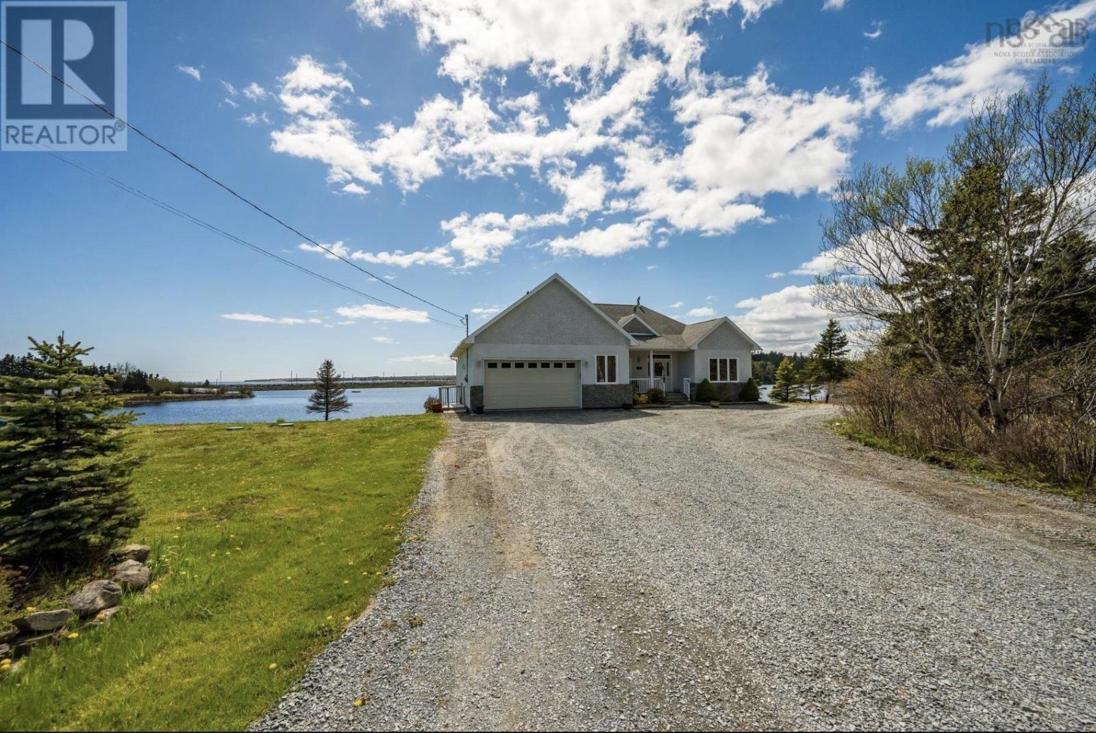 Property 29 of 32 of 1480 Cow Bay Road