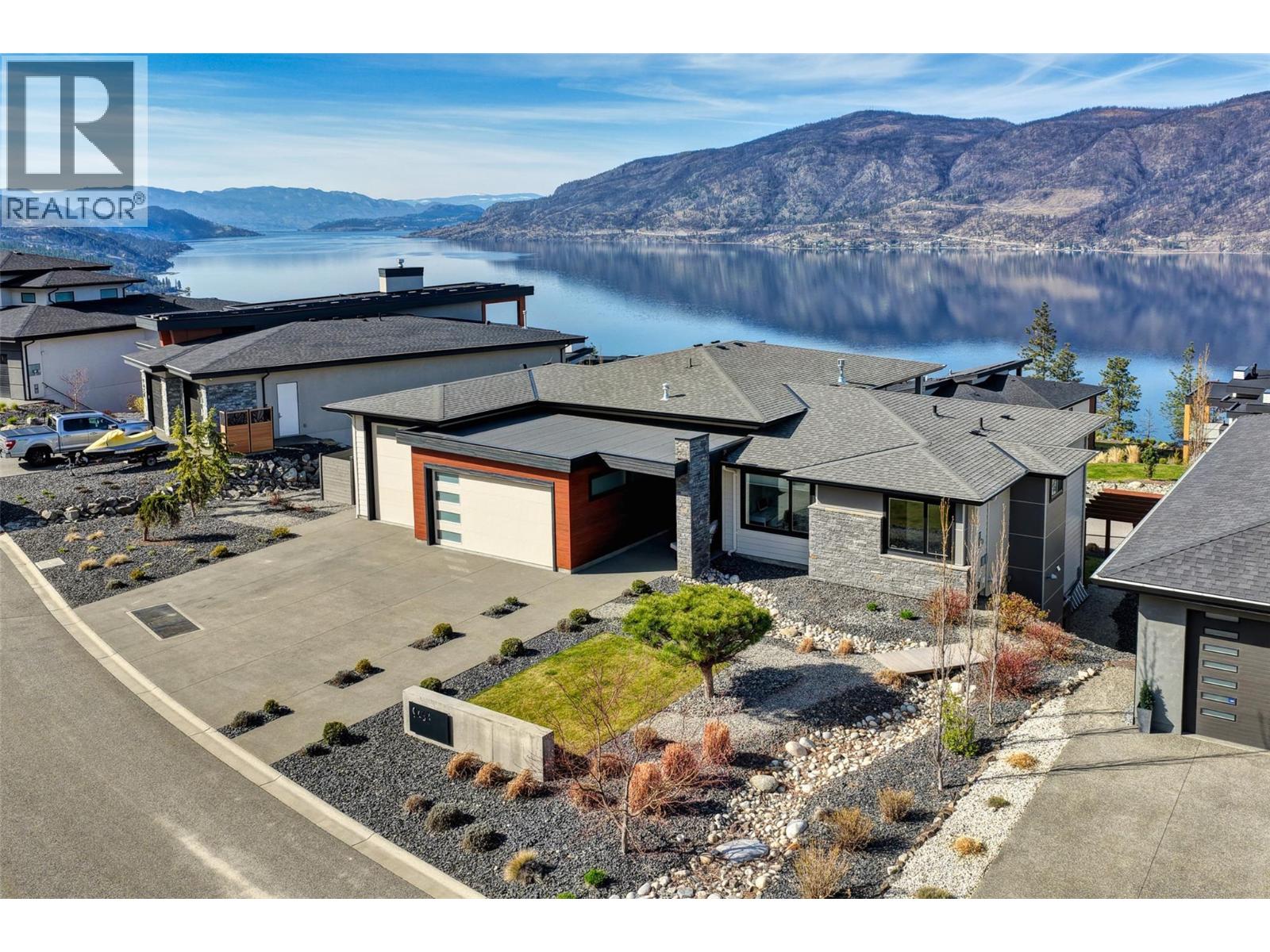 9438 Ledgestone Road, Lake Country