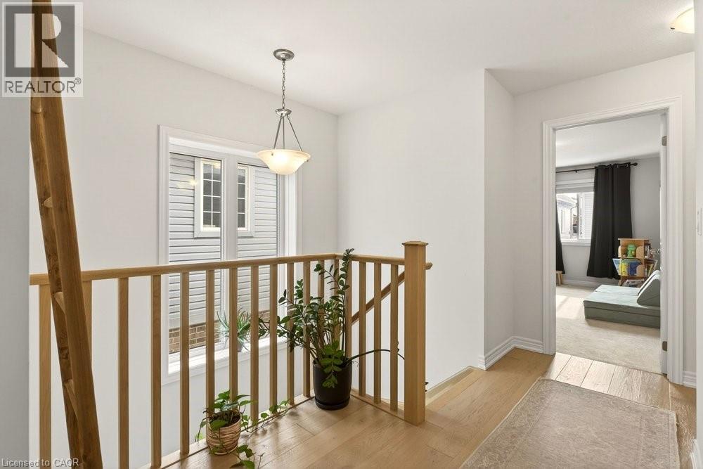 74 BOBOLINK Road, Hamilton, Ontario, L9A2P5 — Photo 23