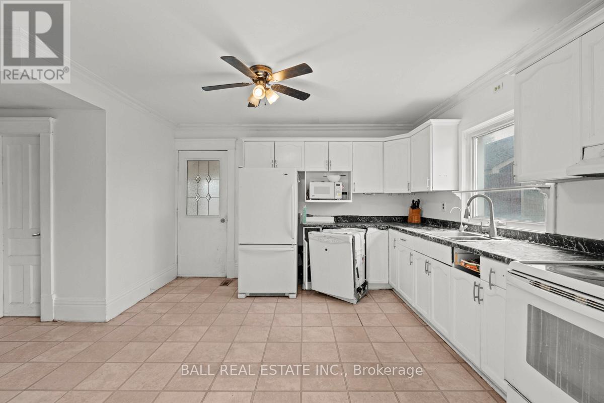 2157 KEENE ROAD - 10