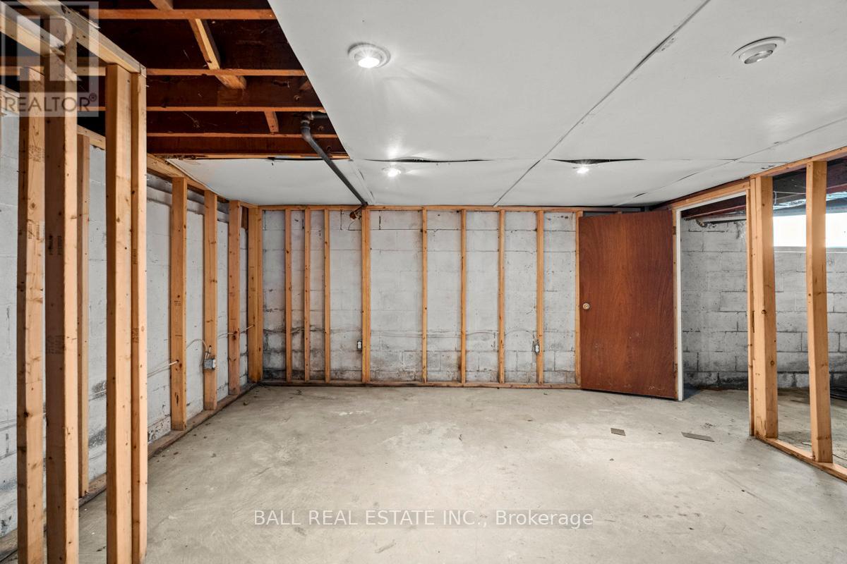 2157 KEENE ROAD - 27