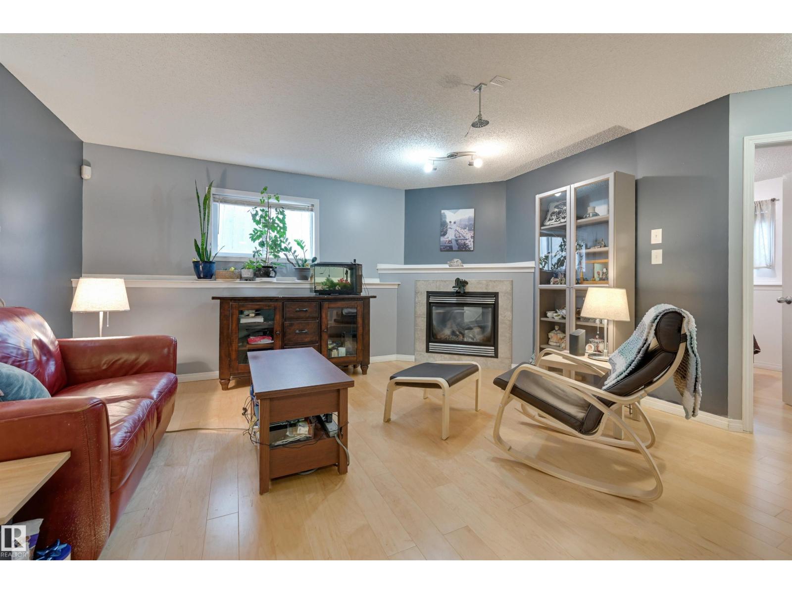 5811 SUTTER PL NW, Edmonton