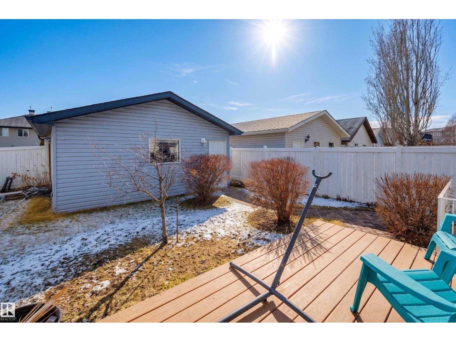 5811 SUTTER PL NW, Edmonton