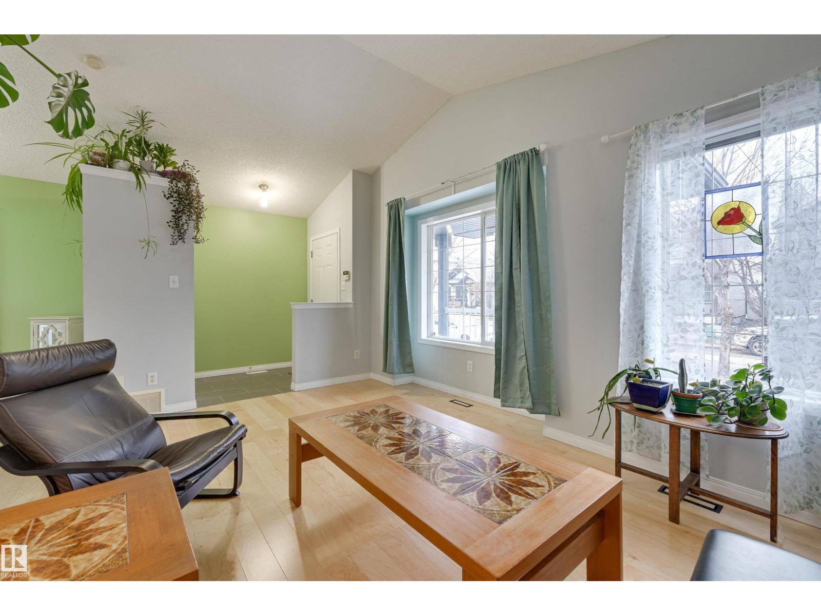 5811 SUTTER PL NW, Edmonton