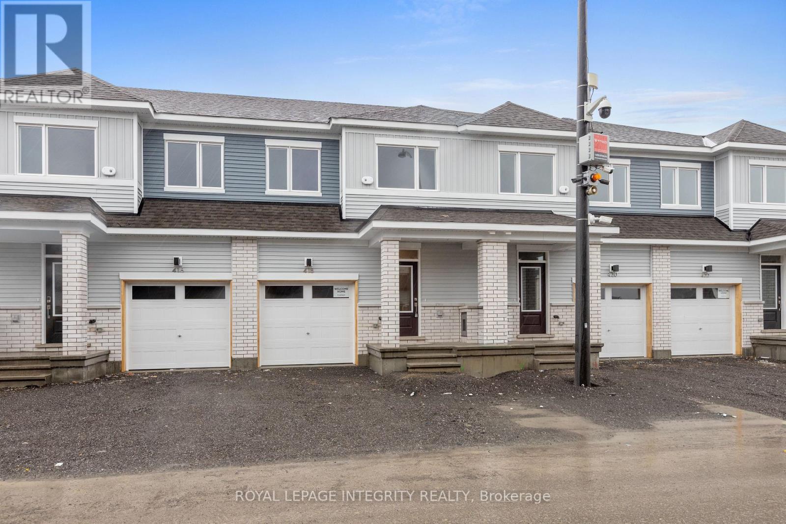 418 LES EMMERSON DRIVE - 3