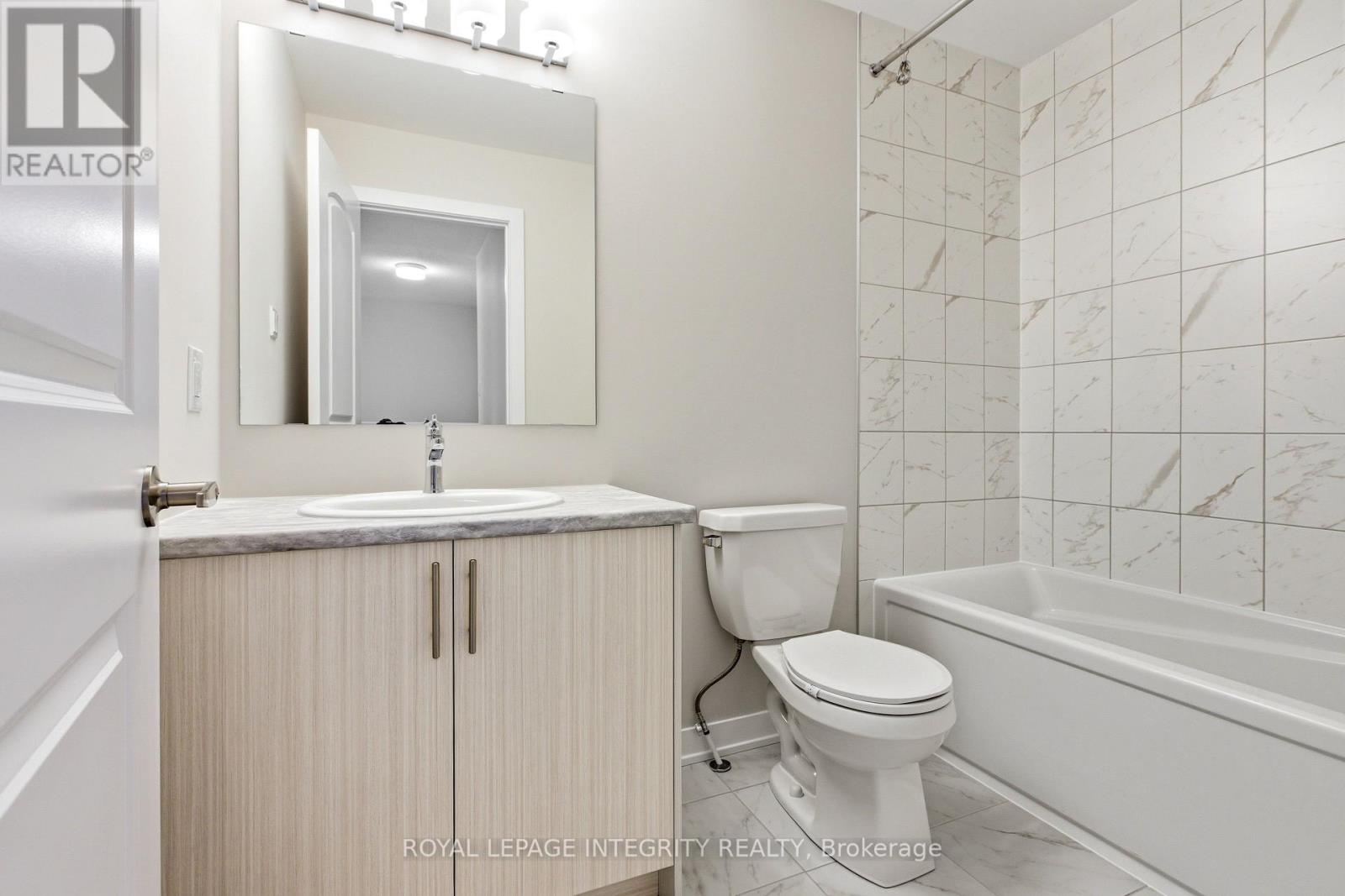 418 LES EMMERSON DRIVE - 39