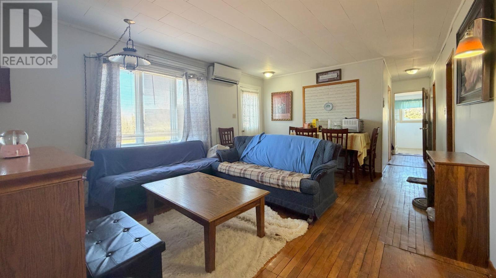 39214 Western Road - Image 10