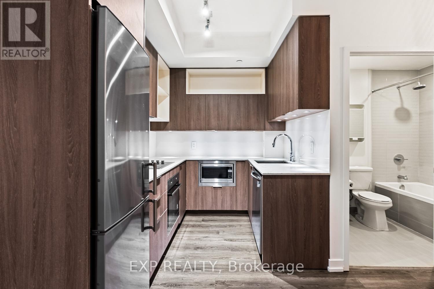 #314 200 SACKVILLE STREET - 2