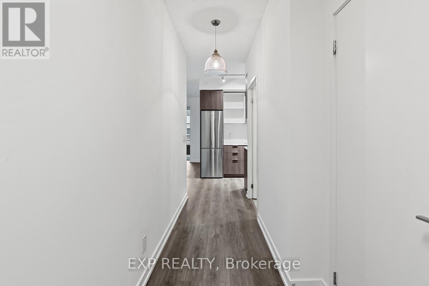 #314 200 SACKVILLE STREET - 4
