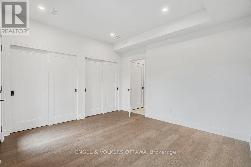 73 PARENT AVENUE — photo 8