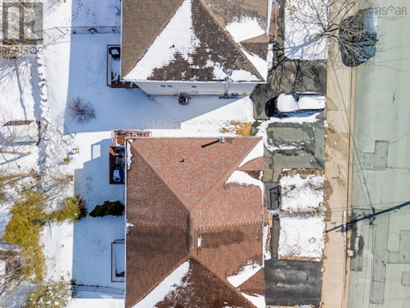 Property 4 of 50 of 68 Royal Masts Way