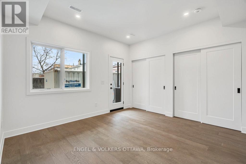73 PARENT AVENUE — photo 7