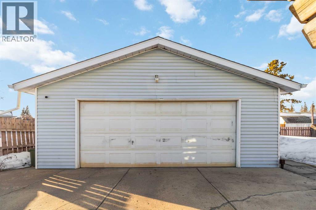 104 Siesta Garden, Fort McMurray