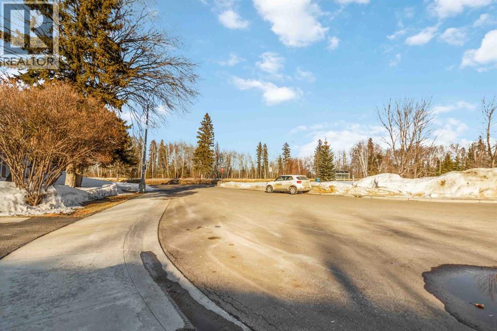 104 Siesta Garden, Fort McMurray