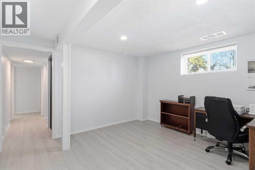 104 Siesta Garden, Fort McMurray