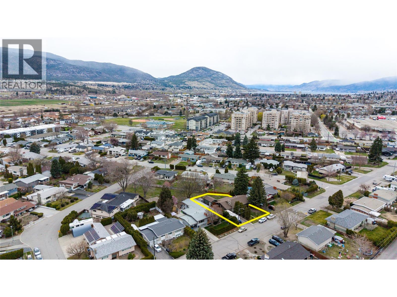 2471 McKenzie Street, Penticton