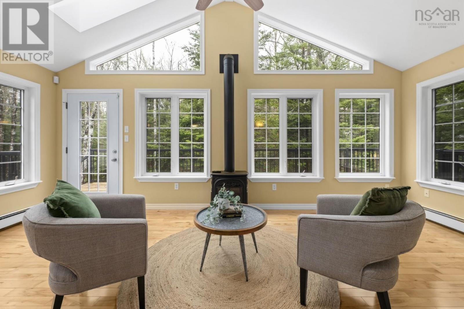 Property 20 of 51 of 32 Bristol Avenue