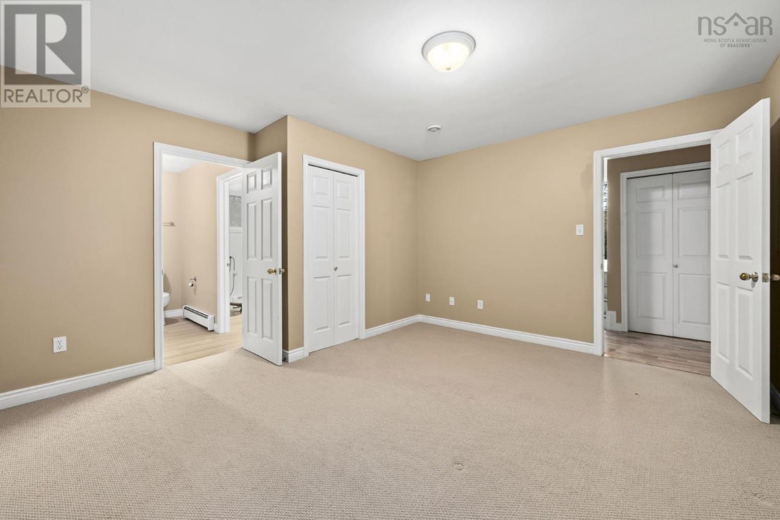 Property 34 of 51 of 32 Bristol Avenue