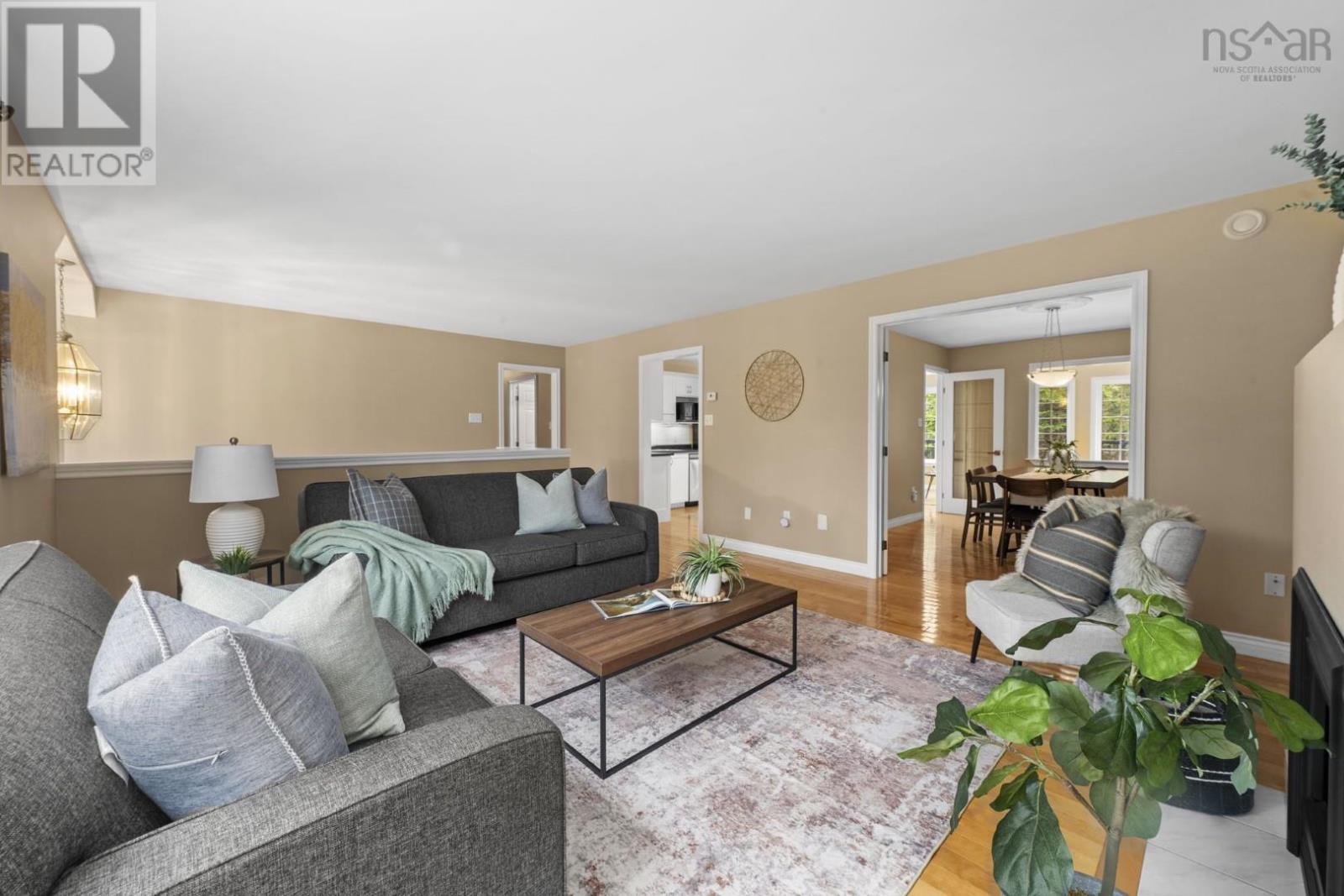 Property 6 of 51 of 32 Bristol Avenue