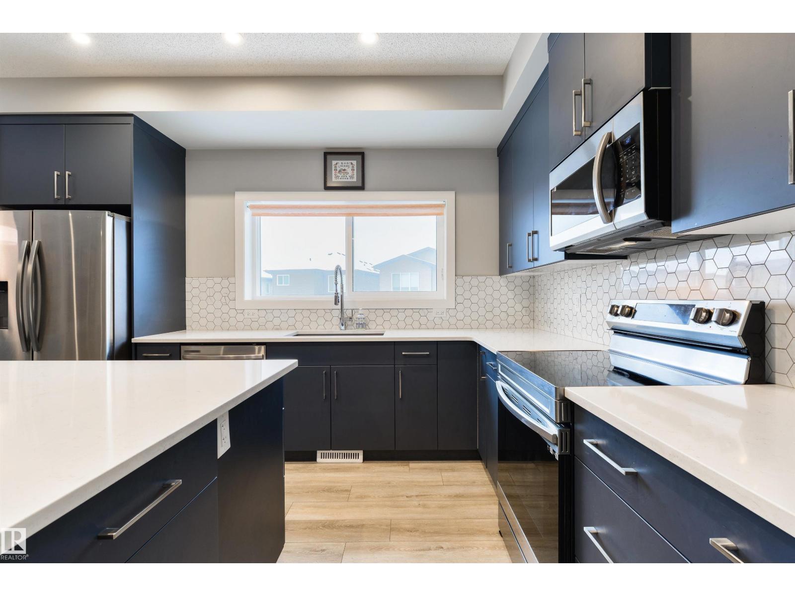 5361 LARK LD NW, Edmonton