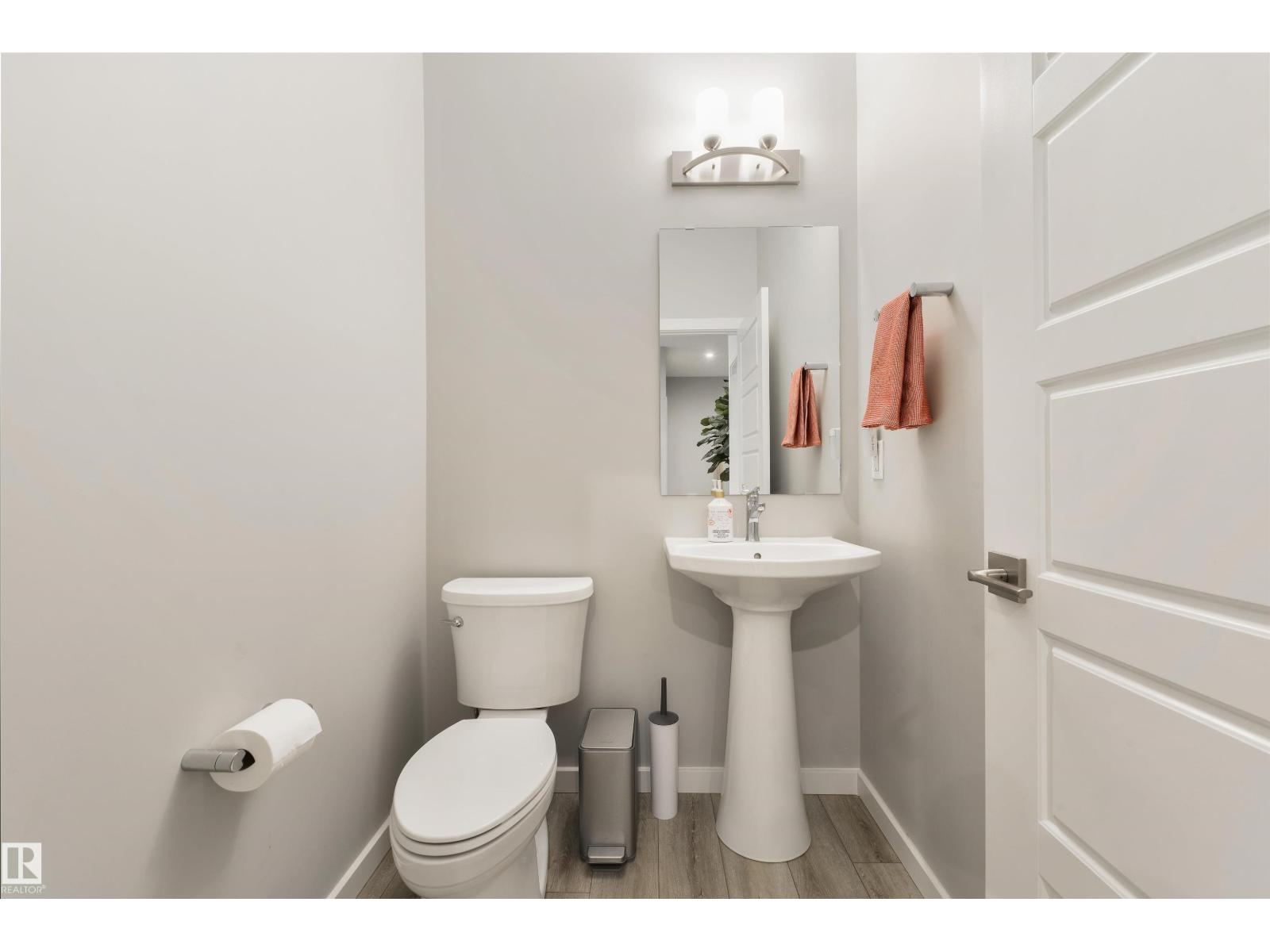 5361 LARK LD NW, Edmonton