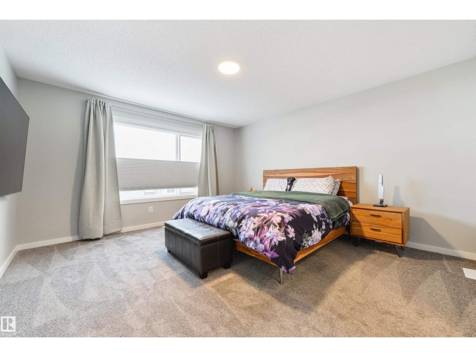 5361 LARK LD NW, Edmonton