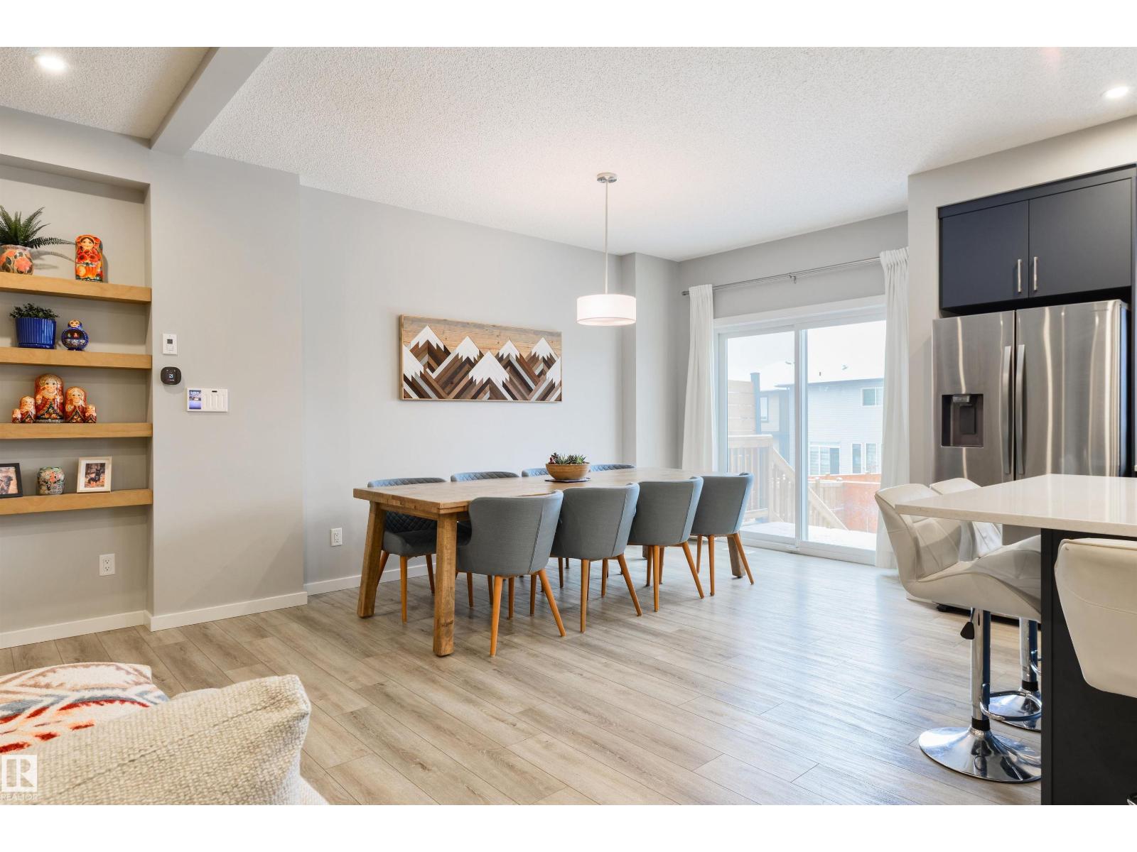 5361 LARK LD NW, Edmonton