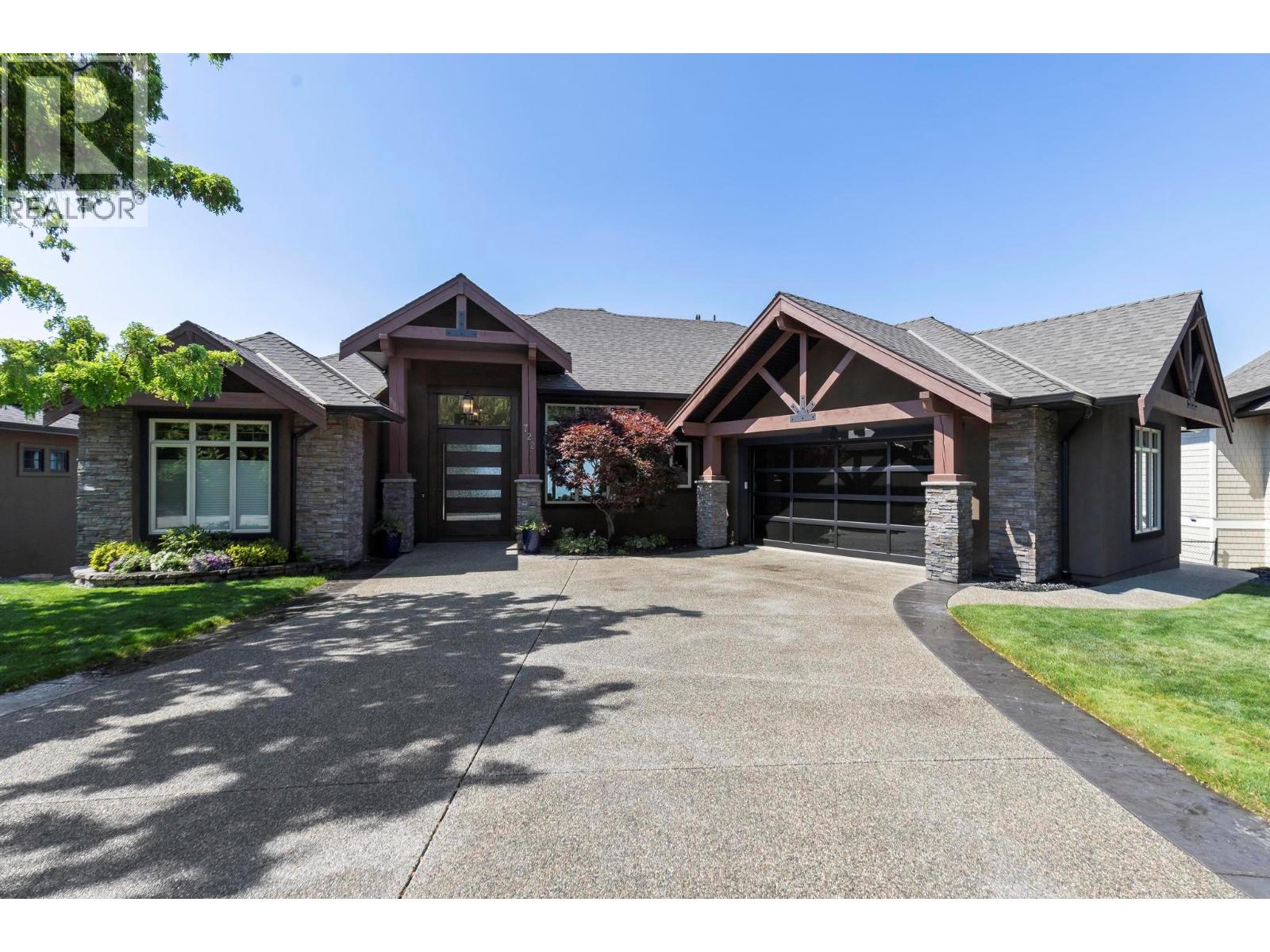 722 KUIPERS CRESCENT - 63