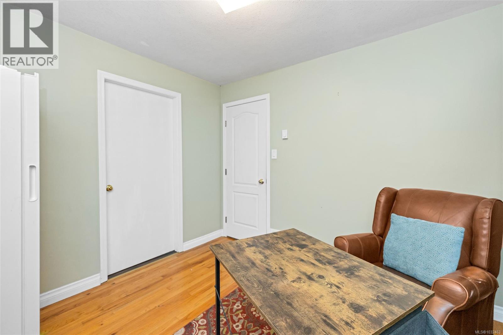  2624 Forbes Street, Victoria